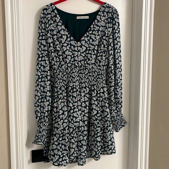 Abercrombie & Fitch Long Sleeve Floral Mini Dress - Picture 1 of 6